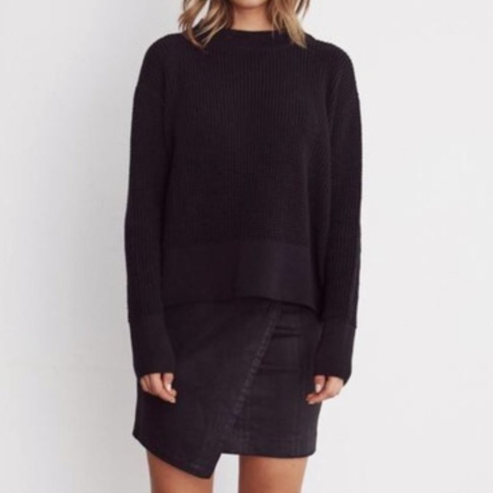 VETTA Cropped Mockneck Sweater